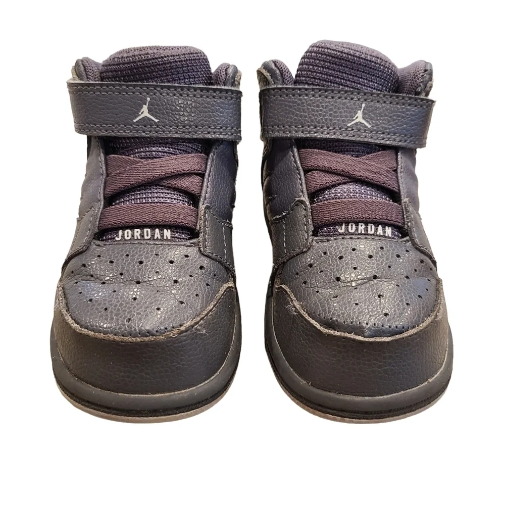 Nike Jordan Sneakers, Infant /Kids, Grey, Size 7C (Infant)